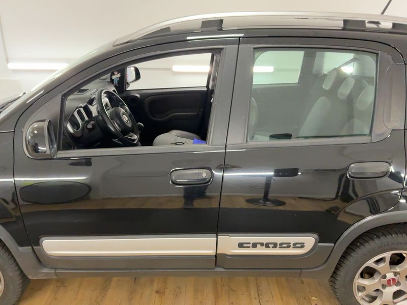 Fiat Panda 0.9 Cross 4x4 2019 – снимка 4