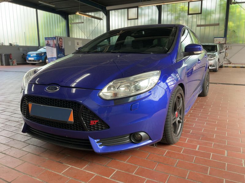 Ford Focus 2.0 EcoBoost ST 2012 – снимка 1