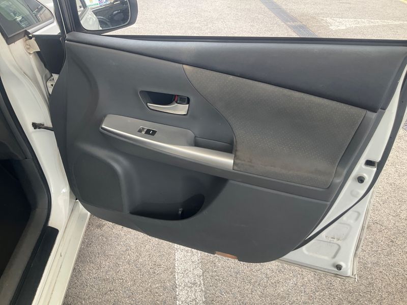 Toyota Prius+ 1.8 Hybrid Dynamic 2014 – снимка 24