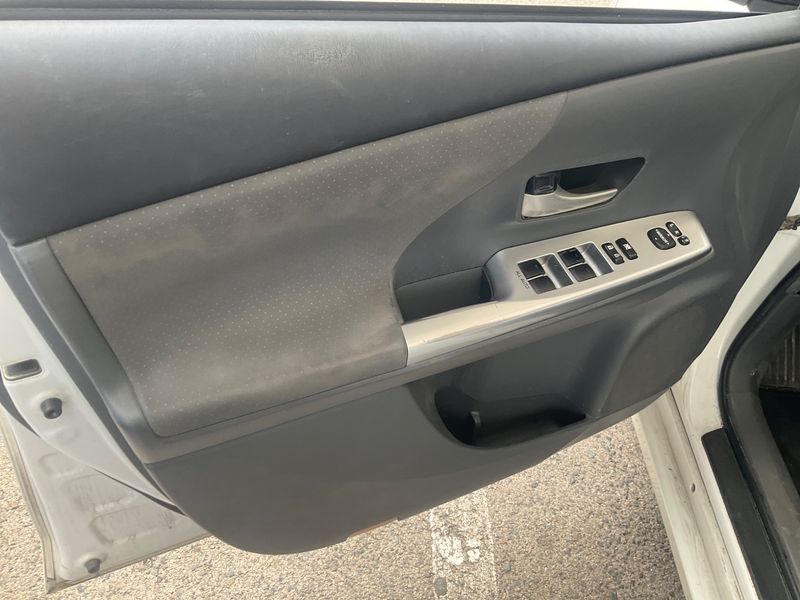 Toyota Prius+ 1.8 Hybrid Dynamic 2014 – снимка 34