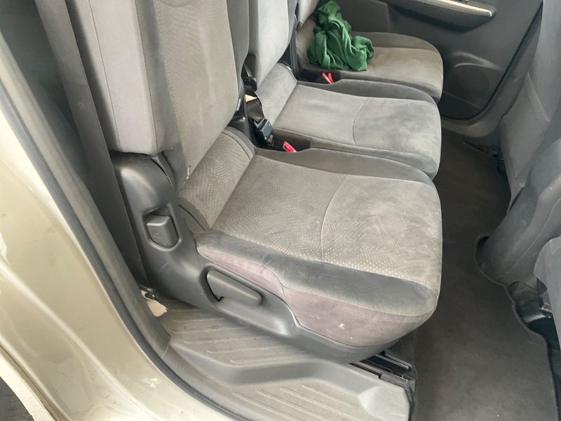 Toyota Prius+ 1.8 Hybrid Dynamic 2014 – снимка 29