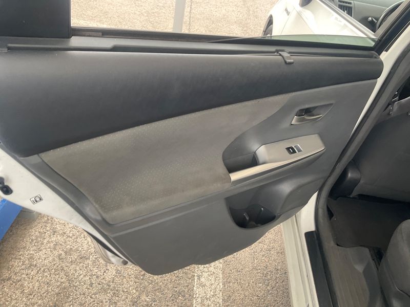 Toyota Prius+ 1.8 Hybrid Dynamic 2014 – снимка 32