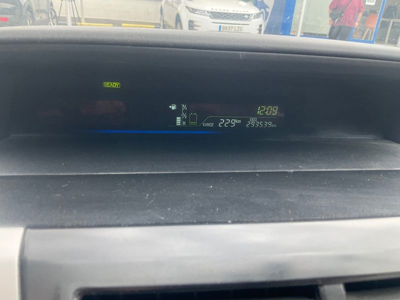 Toyota Prius+ 1.8 Hybrid Dynamic 2014 – снимка 18