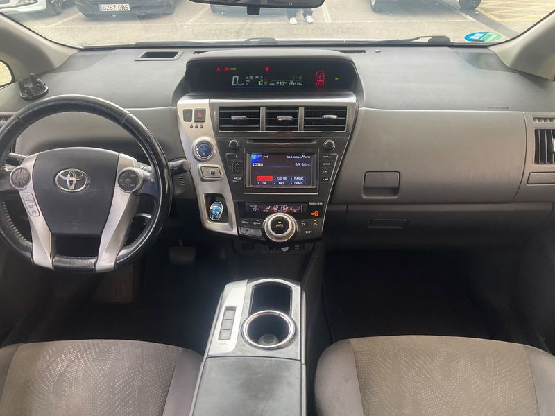 Toyota Prius+ 1.8 Hybrid Dynamic 2014 – снимка 17