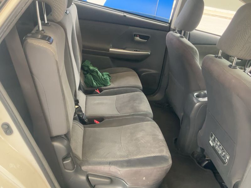 Toyota Prius+ 1.8 Hybrid Dynamic 2014 – снимка 19