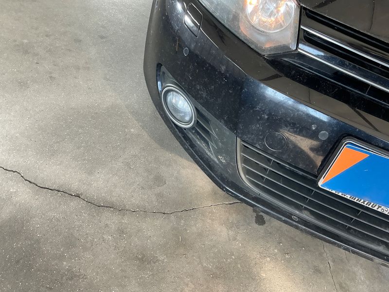 Volkswagen Golf VI 1.6 TDI Team 2011 – снимка на щета 60