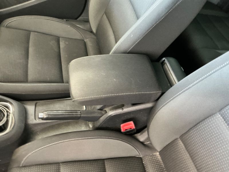 Volkswagen Golf VI 1.6 TDI Team 2011 – снимка на щета 51