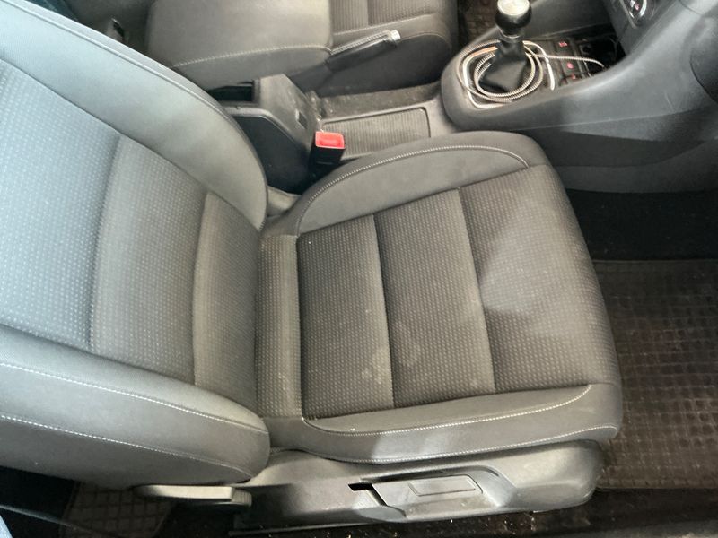 Volkswagen Golf VI 1.6 TDI Team 2011 – снимка на щета 46