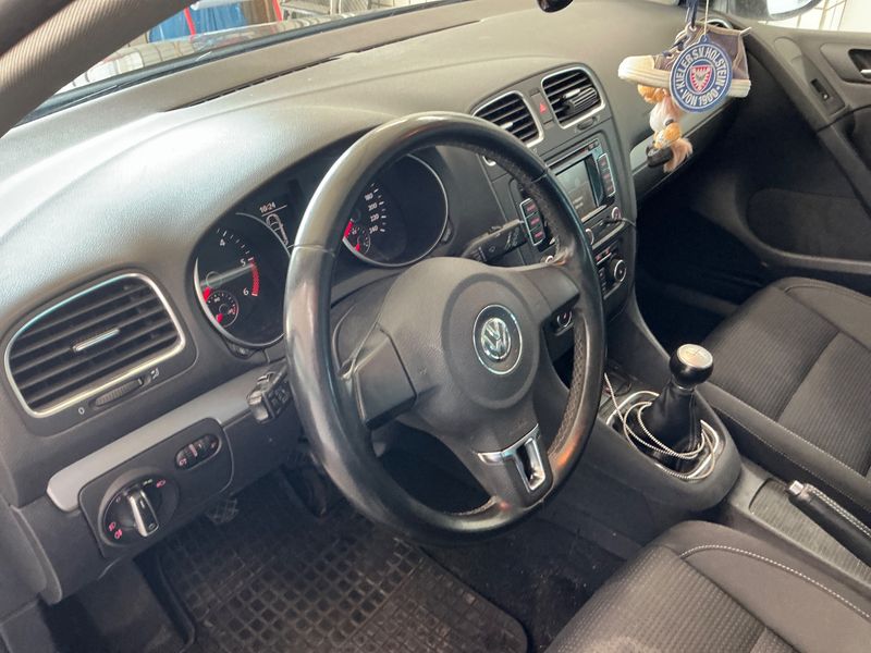 Volkswagen Golf VI 1.6 TDI Team 2011 – снимка на щета 49