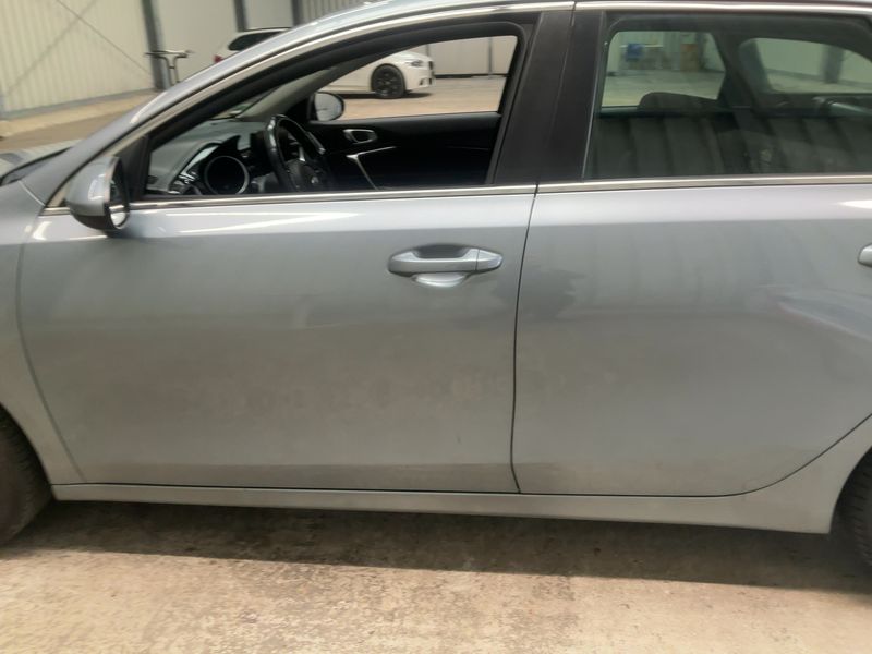 Kia cee'd 1.6 CRDi Vision 2019 – снимка 4