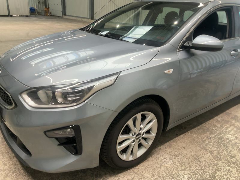 Kia cee'd 1.6 CRDi Vision 2019 – снимка 2