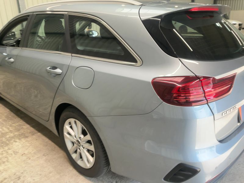 Kia cee'd 1.6 CRDi Vision 2019 – снимка 6