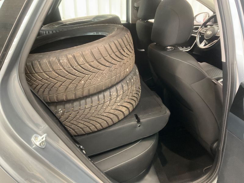 Kia cee'd 1.6 CRDi Vision 2019 – снимка 24