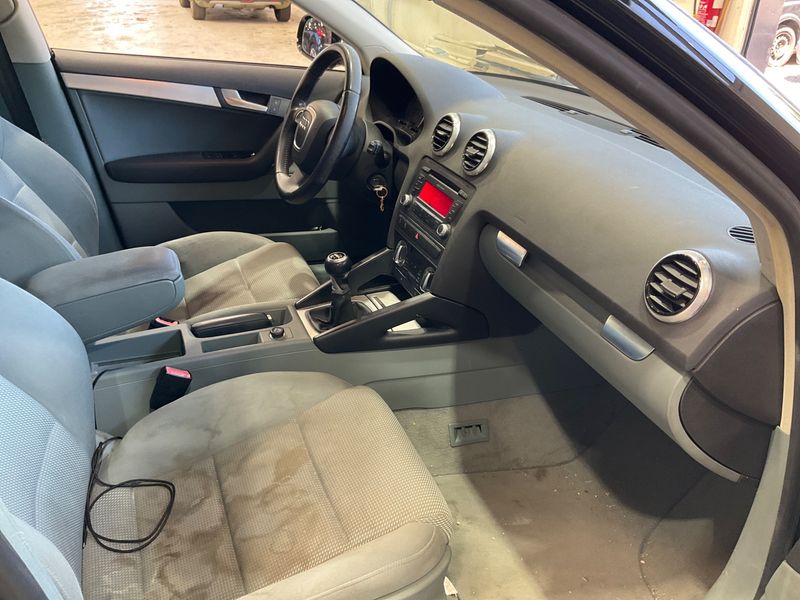 Audi A3 Sportback 2.0 TDI Ambition 2011 – снимка 3