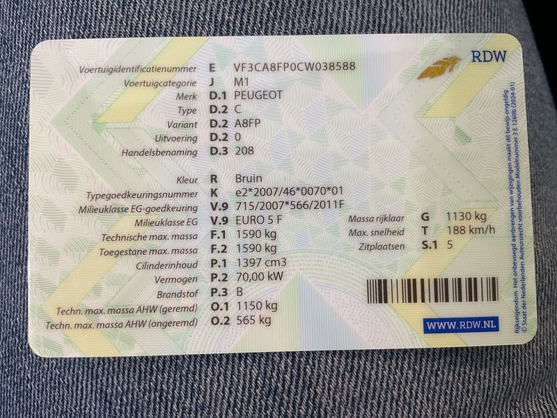 Peugeot 208 1.4 VTi Active 2012 – снимка 5