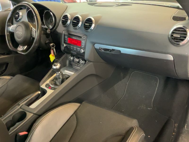 Audi TT 1.8 TFSI Coupe 2009 – снимка 17