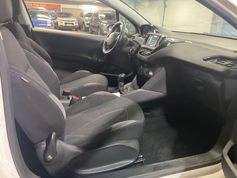 Peugeot 208 1.2 VTi Active 2012 – снимка 3
