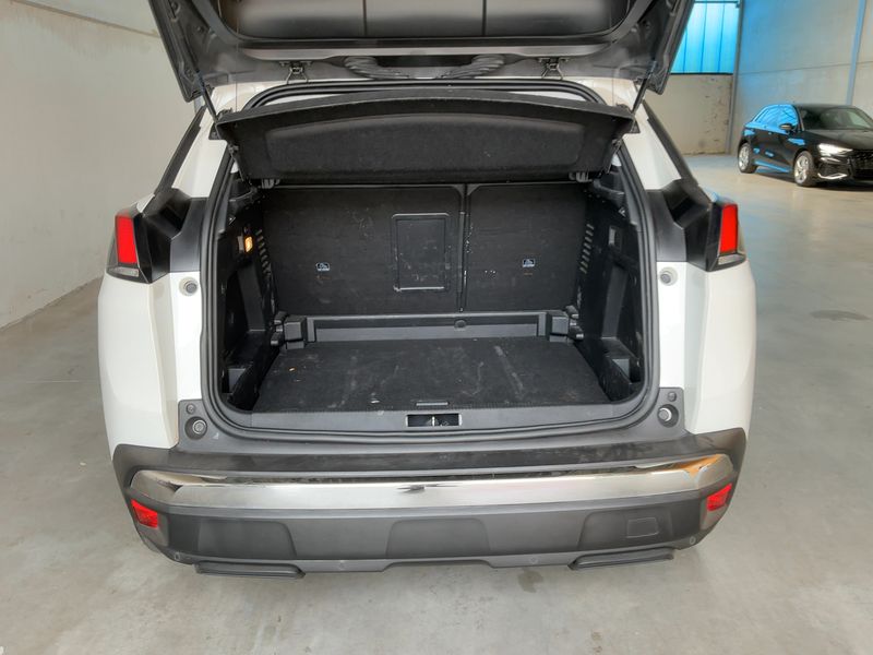 Peugeot 3008 1.2 PureTech Allure 2018 – снимка 15