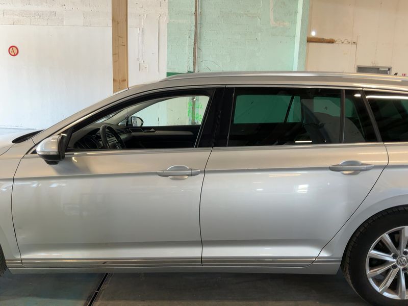 Volkswagen Passat 2.0 TDI Carat BlueMotion Tech 2016 – снимка 4