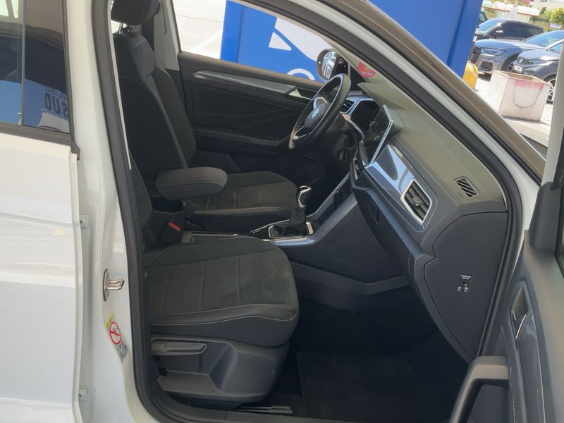 Volkswagen T-Roc 1.0 TSI Style 2024 – снимка 16