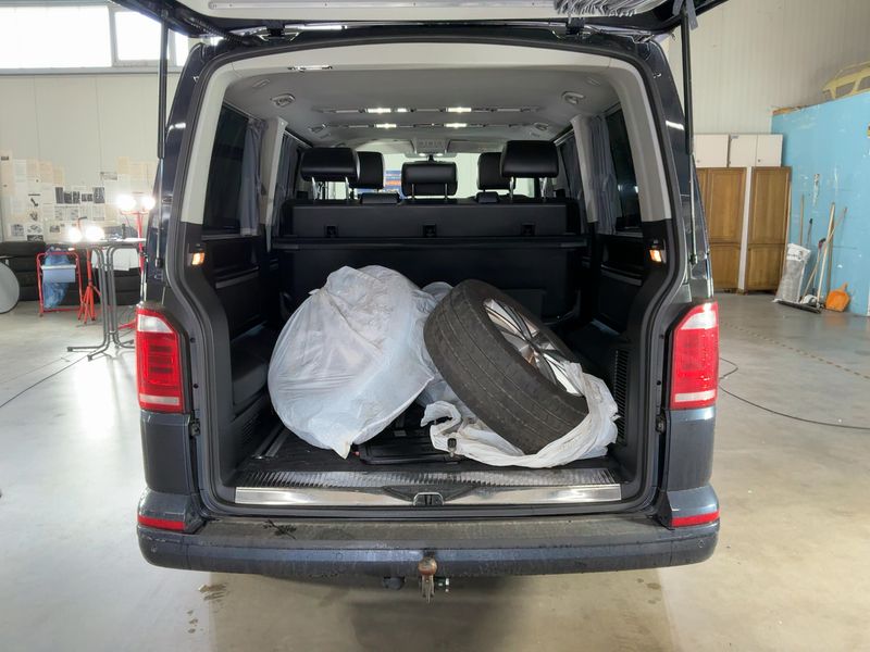 Volkswagen T6 Multivan 2.0 TDI Highline 2017 – снимка 16