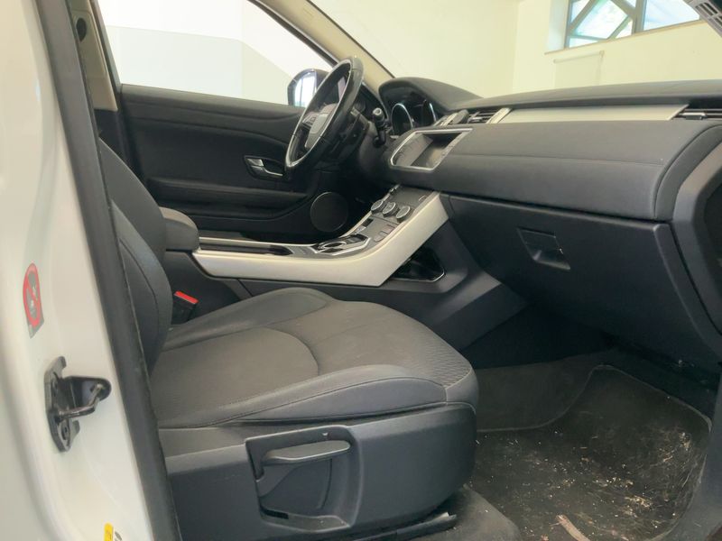 Land Rover Evoque 2.0 Td4 Pure 2016 – снимка 16