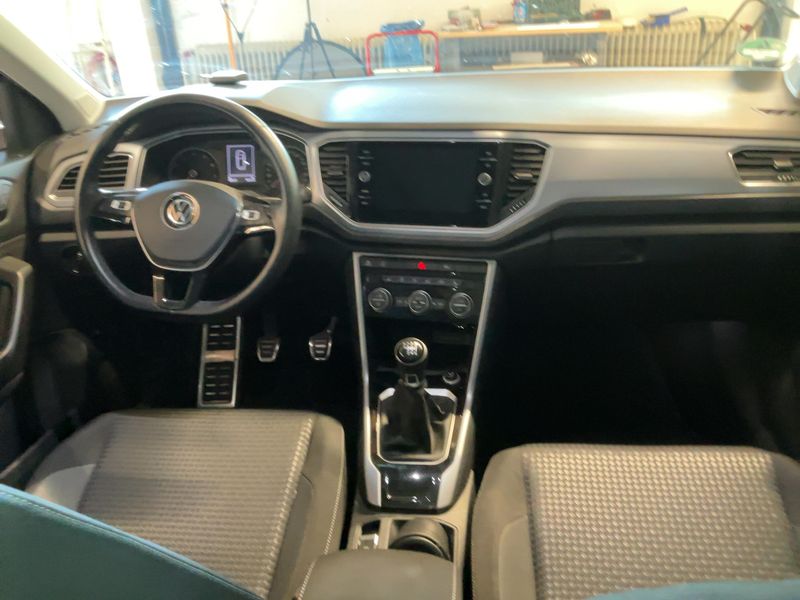 Volkswagen T-Roc 1.5 TSI ACT Active 2021 – снимка 18