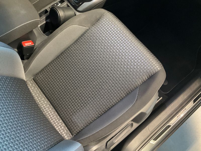 Volkswagen T-Roc 1.5 TSI ACT Active 2021 – снимка 27