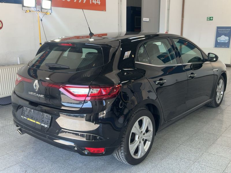 Renault Megane 1.3 TCe Intens 2018 – снимка 8