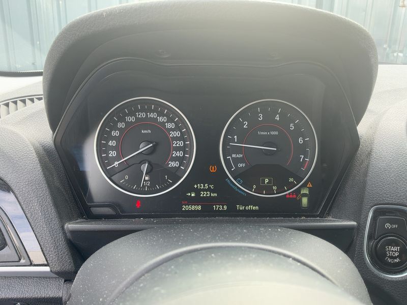 Входящ номер:	KK12225 Отчитане на километража.:	205 898 km снимка 20