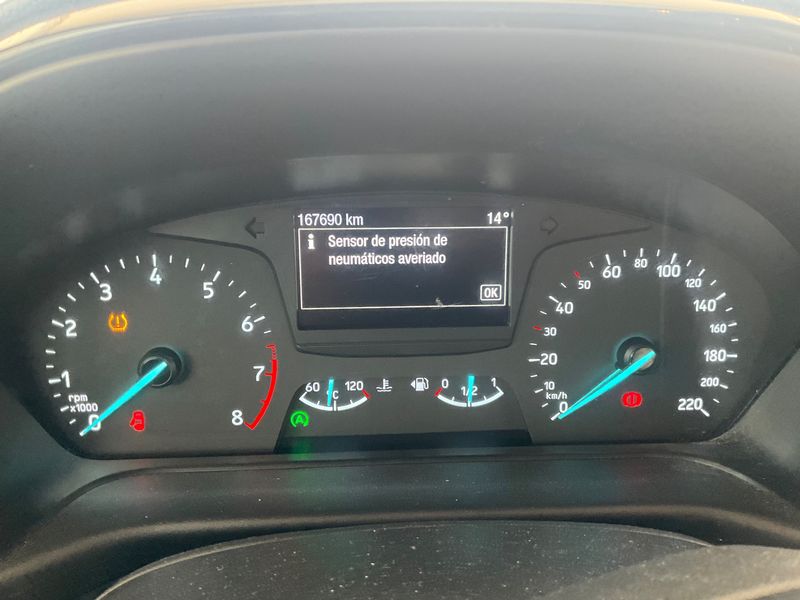 Ford Fiesta 1.0 EcoBoost ST-Line 2018 – снимка 18