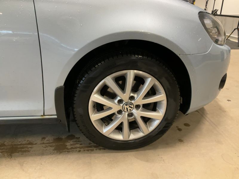 Volkswagen Golf VI 1.6 Comfortline 2010 – снимка 11