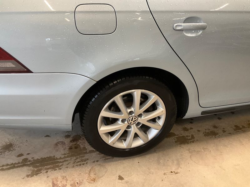 Volkswagen Golf VI 1.6 Comfortline 2010 – снимка 22