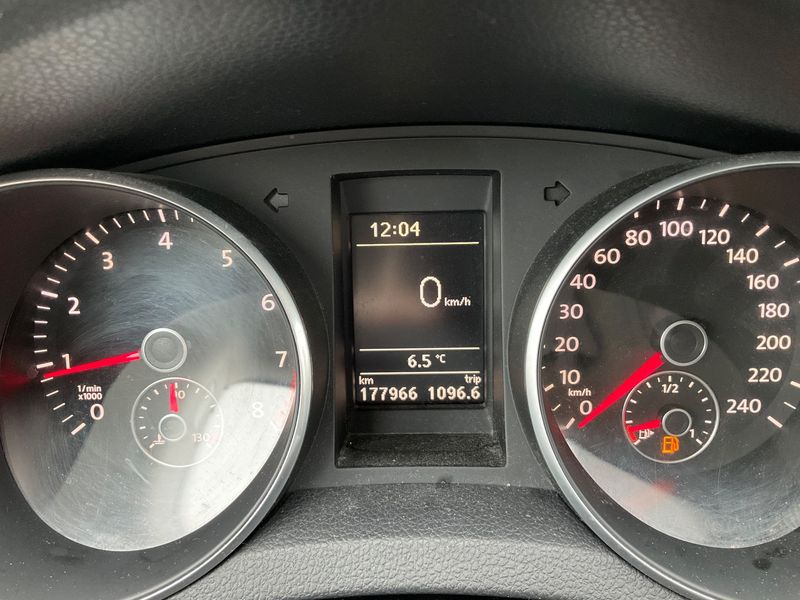 Volkswagen Golf VI 1.6 Comfortline 2010 – снимка 18
