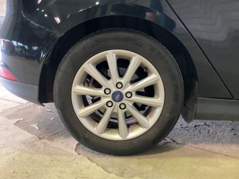 Ford Focus 2.0 TDCi Titanium 2015 – снимка 9