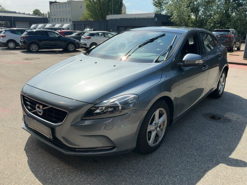 Volvo V40 1.6 T2 You! 2014 – снимка 1