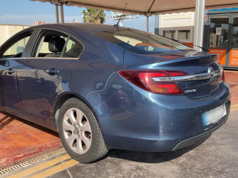 Opel Insignia 2.0 CDTI Selective 2015 – снимка 6