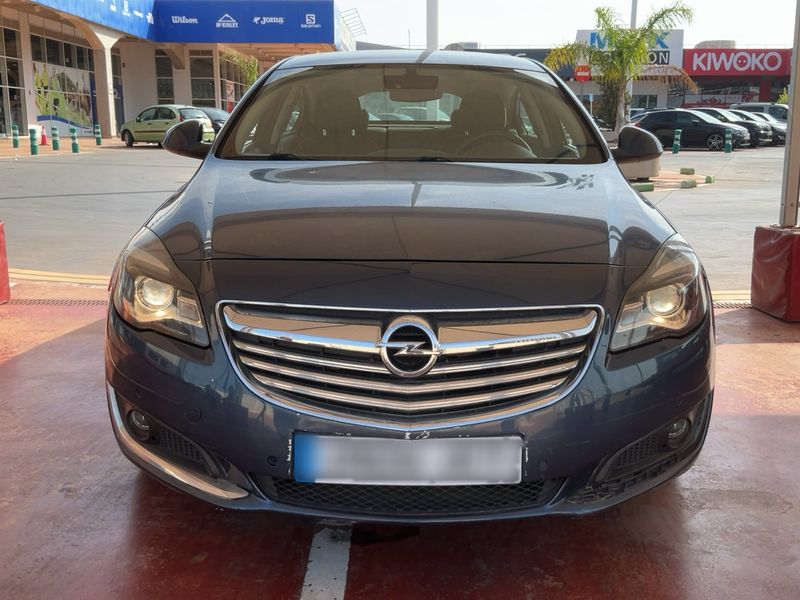 Opel Insignia 2.0 CDTI Selective 2015 – снимка 14