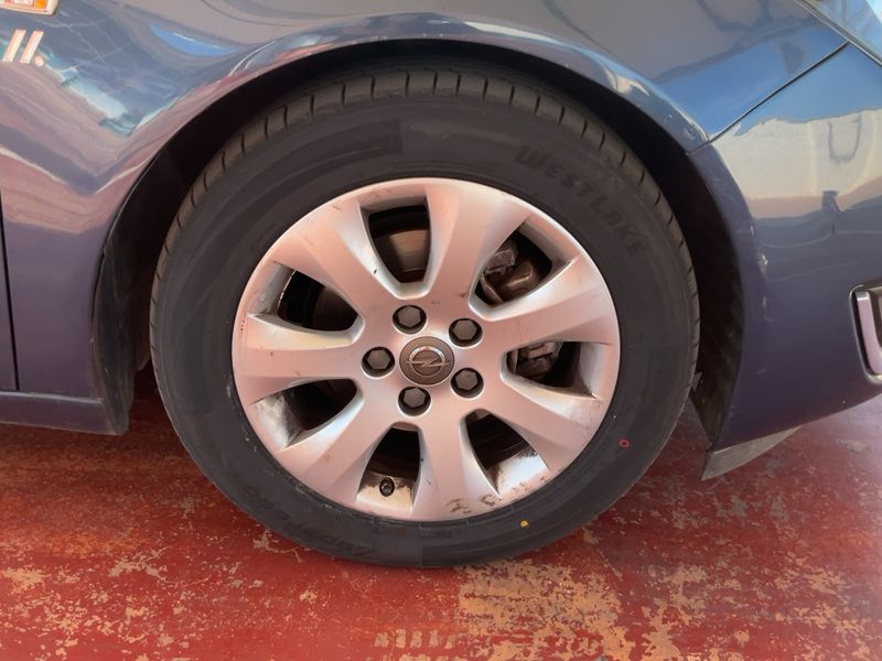 Opel Insignia 2.0 CDTI Selective 2015 – снимка 11
