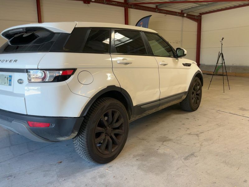 Land Rover Evoque 2.2 Td4 Pure 2015 – снимка 8