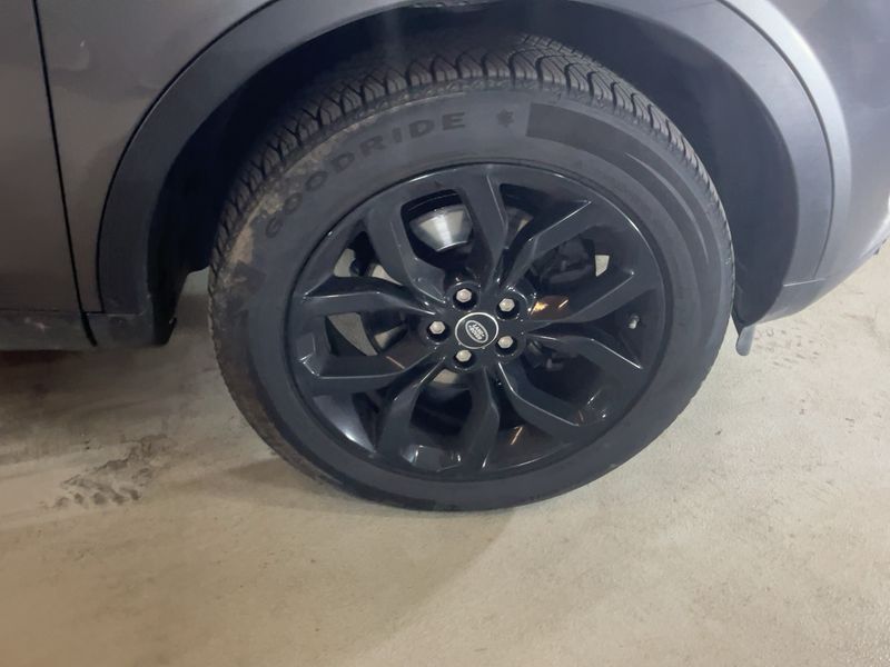 Land Rover Discovery Sport 2.2 Td4 HSE 2015 – снимка 11