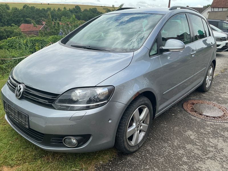 Volkswagen Golf VI Plus 1.2 TSI Team 2010 – снимка 1