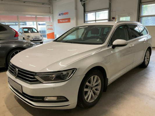 Volkswagen Passat 1.4 TSI ACT Comfortline BlueMotion Tech 2017 – снимка 2