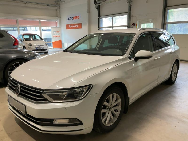 Volkswagen Passat 1.4 TSI ACT Comfortline BlueMotion Tech 2017 – снимка 1