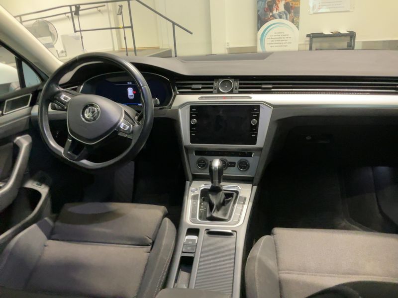 Volkswagen Passat 1.4 TSI ACT Comfortline BlueMotion Tech 2017 – снимка 18