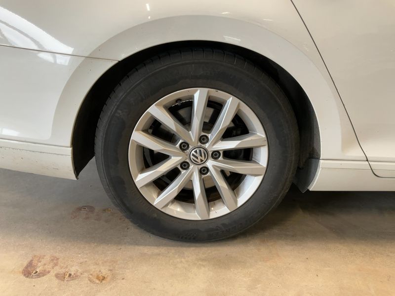 Volkswagen Passat 1.4 TSI ACT Comfortline BlueMotion Tech 2017 – снимка 9