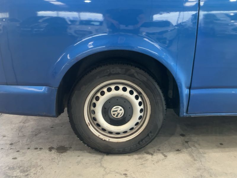 Volkswagen T5 California 2.5 TDI Trendline Aufstelldach 2004 – снимка 9