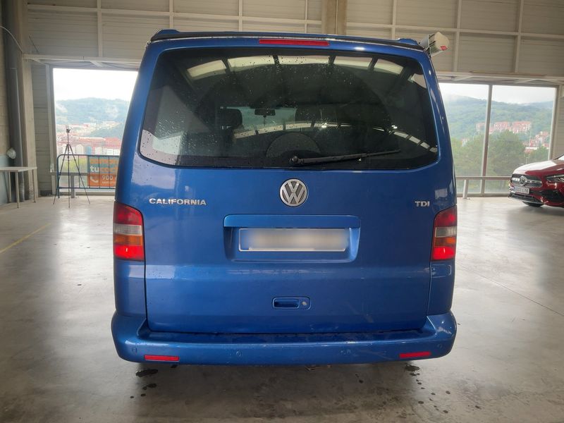 Volkswagen T5 California 2.5 TDI Trendline Aufstelldach 2004 – снимка 7