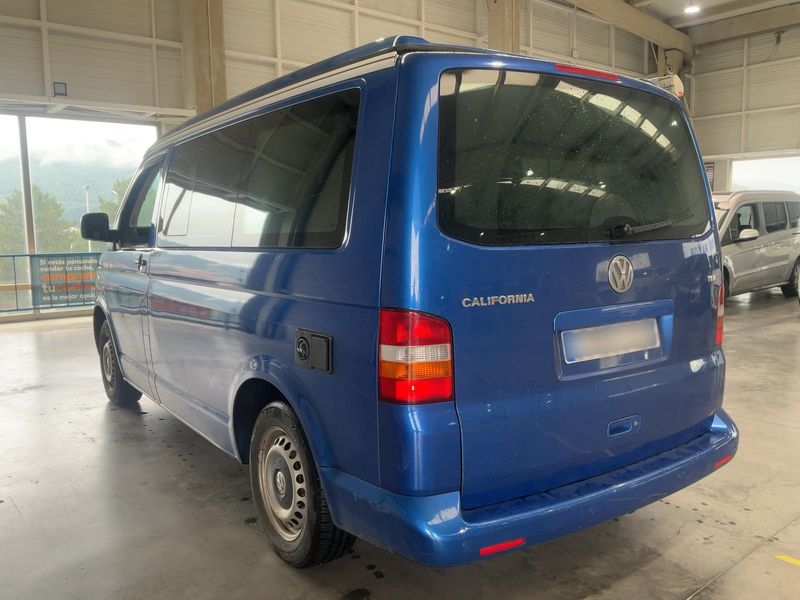 Volkswagen T5 California 2.5 TDI Trendline Aufstelldach 2004 – снимка 6