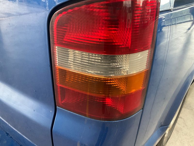 Volkswagen T5 California 2.5 TDI Trendline Aufstelldach 2004 – снимка 34